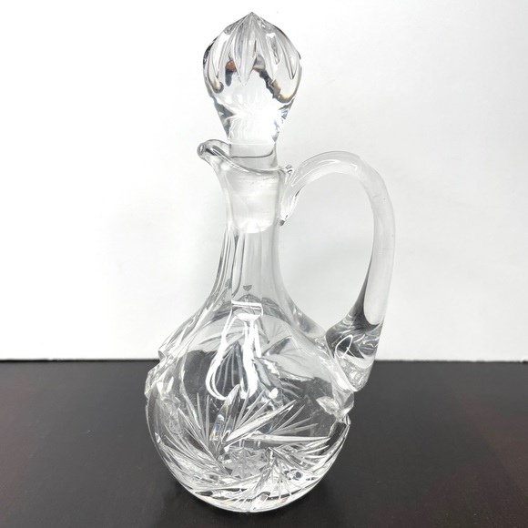 Vintage Small Decanter with Stopper Pinwheel Pattern - Picture 2 of 8